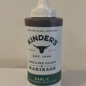 Garlic Grilling Glaze & Marinade - White, Dark Brown & Green